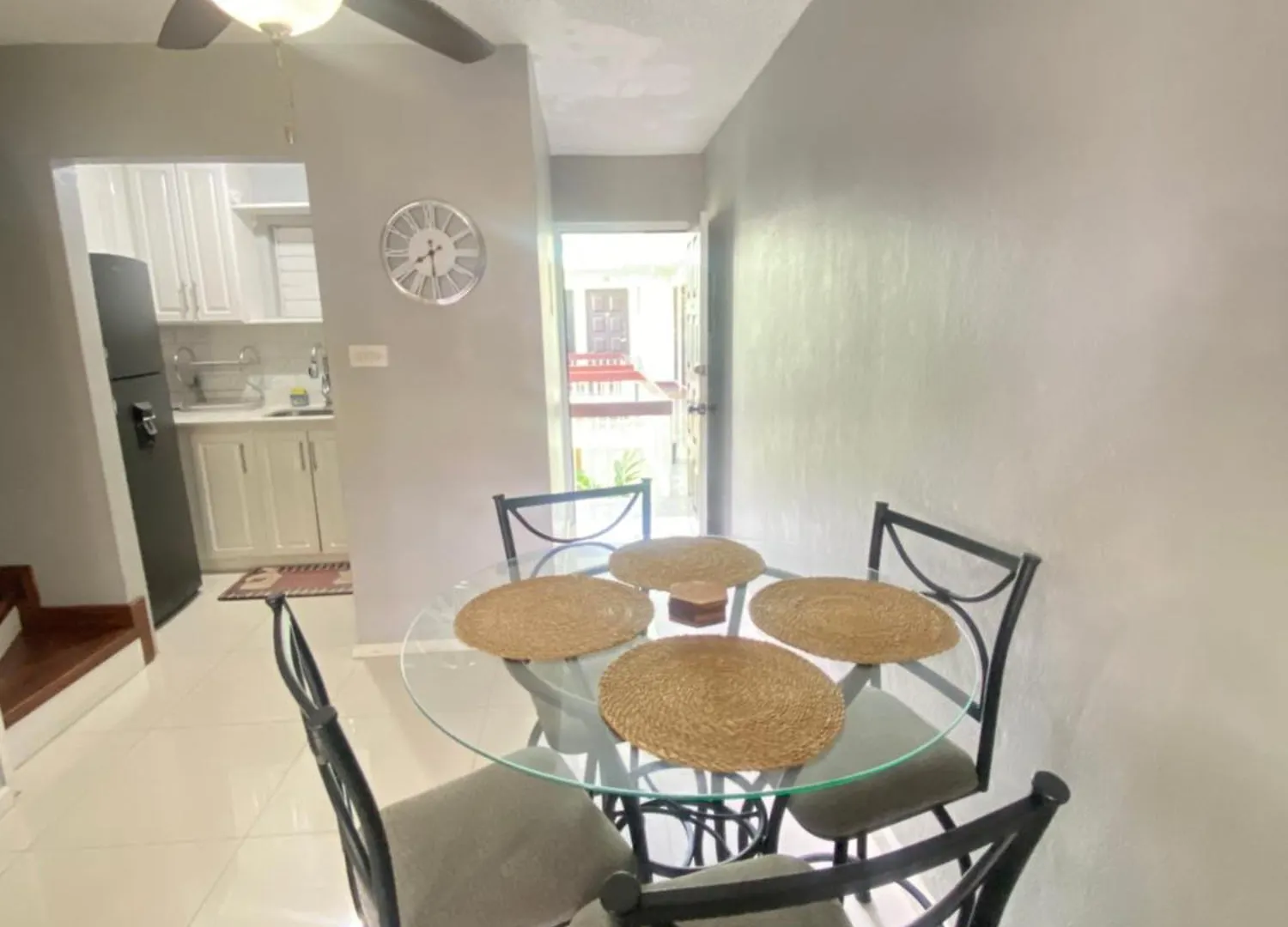 Hidden Oasis In Kingston Apartamento